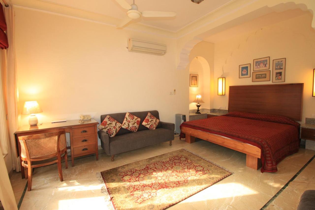 Meghniwas Hotel 3*